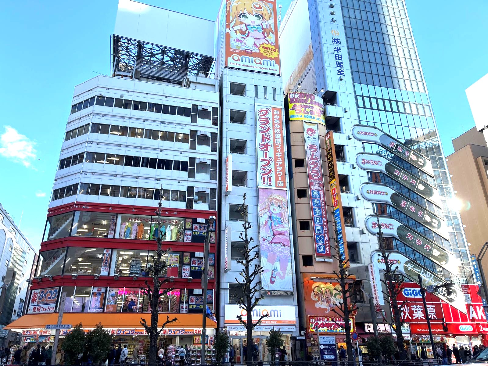 AmiAmi Figure Tower Akihabara