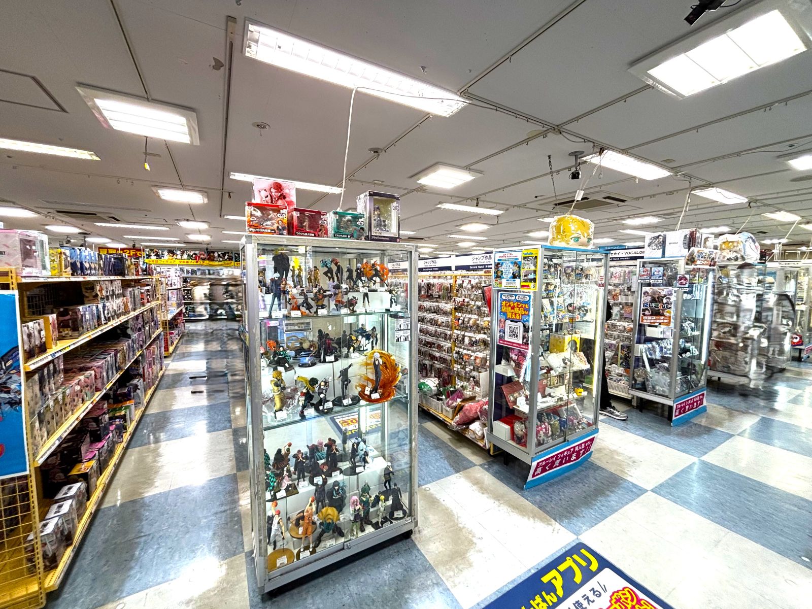 Lashinbang in AKIBA CULTURES ZONE 1F Store interior